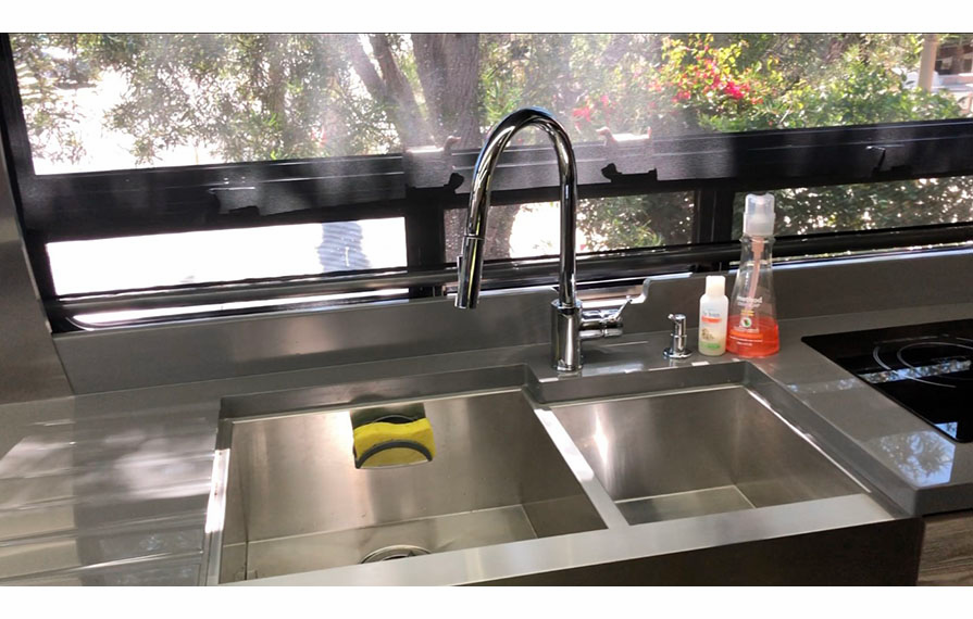 Galley sink in Horizon